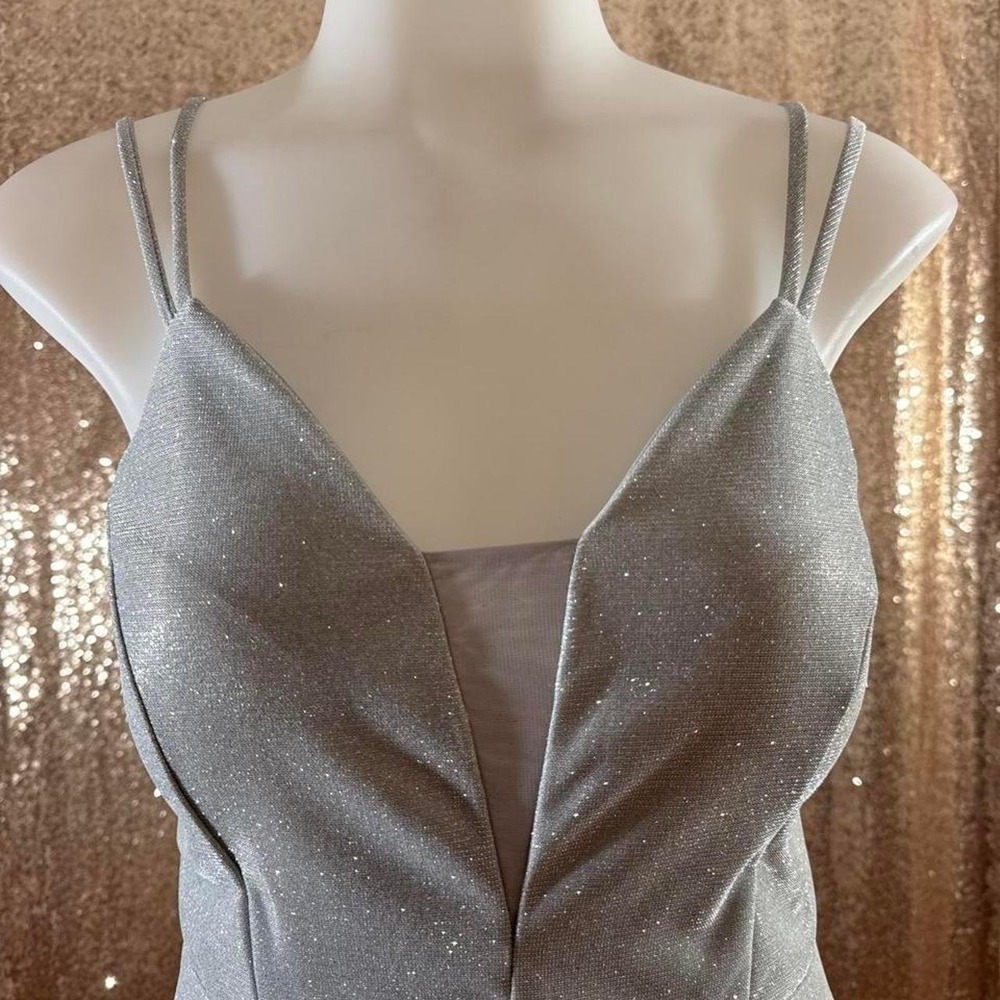 Poly USA Silver Glitter Mini Dress Pleated Skirt V-Neck NWT Size L - Picture 6 of 8